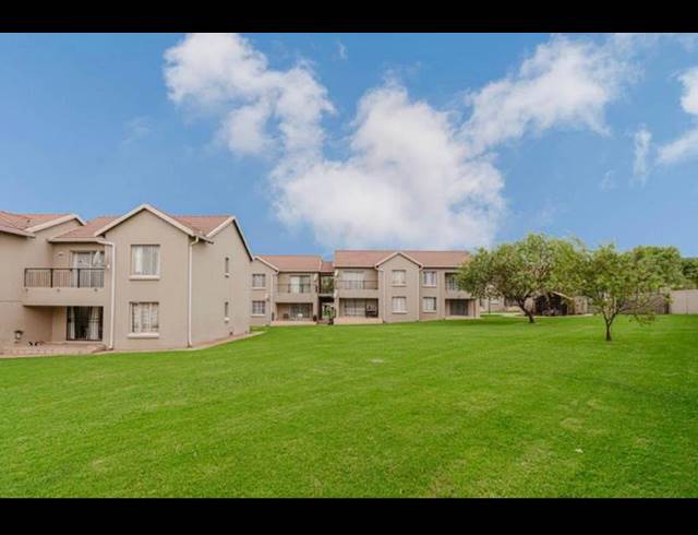 1 BEDROOM TOWNHOUSE FOR SALE IN WILLOWBROOK